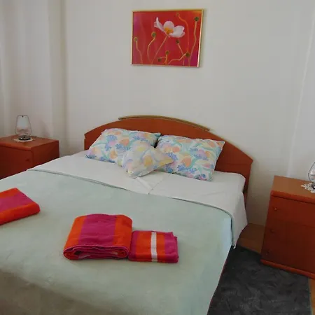 Apartement Marija 诺维·维诺多尔斯基